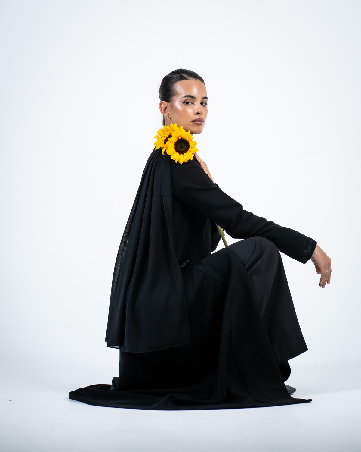 Sunflower Beaded Elegance