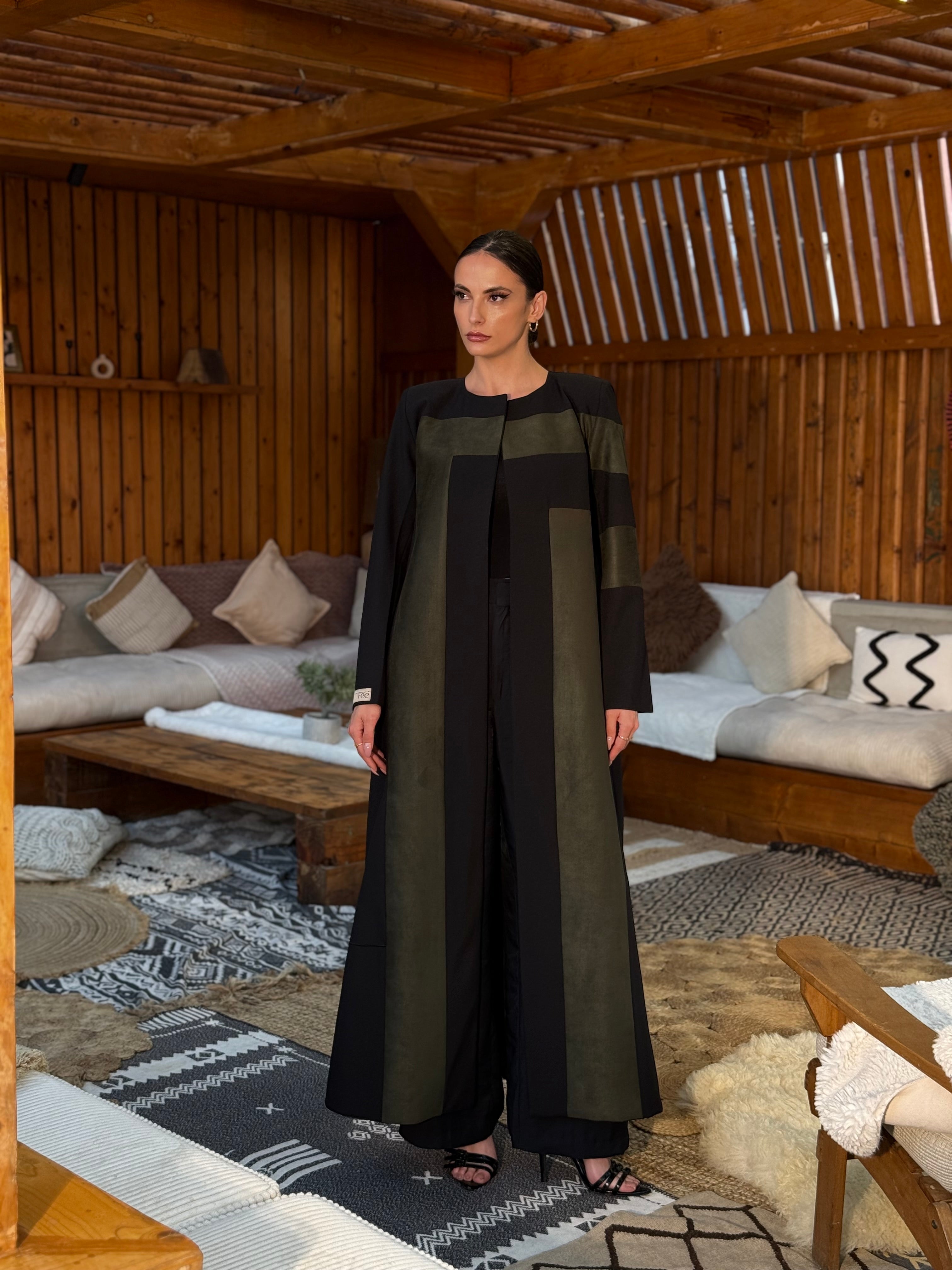 Fully lined blazer with padded shoulders, suede with heavy crepe