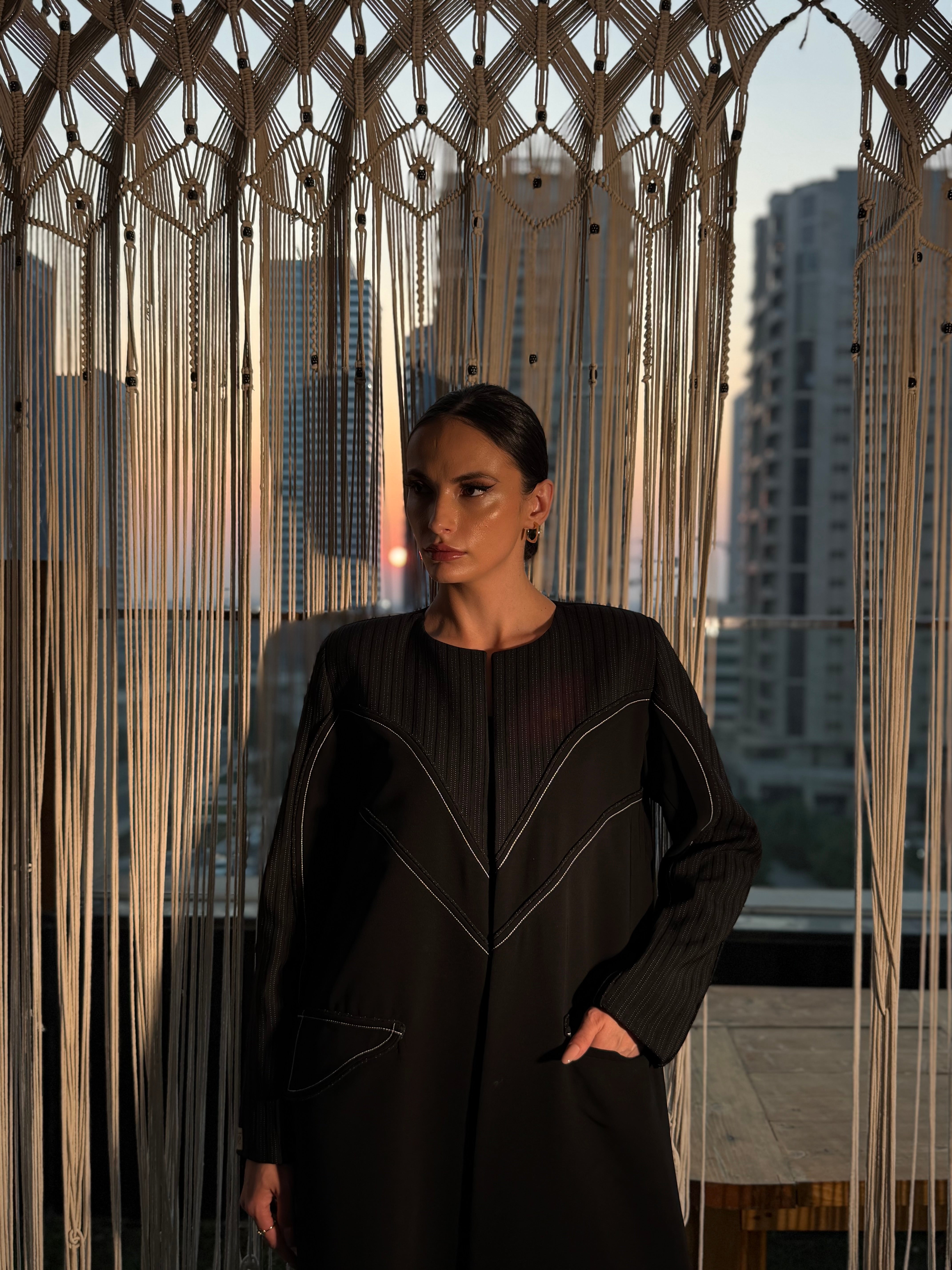 Fully padded blazer with shoulder pads, striped with heavy crepe