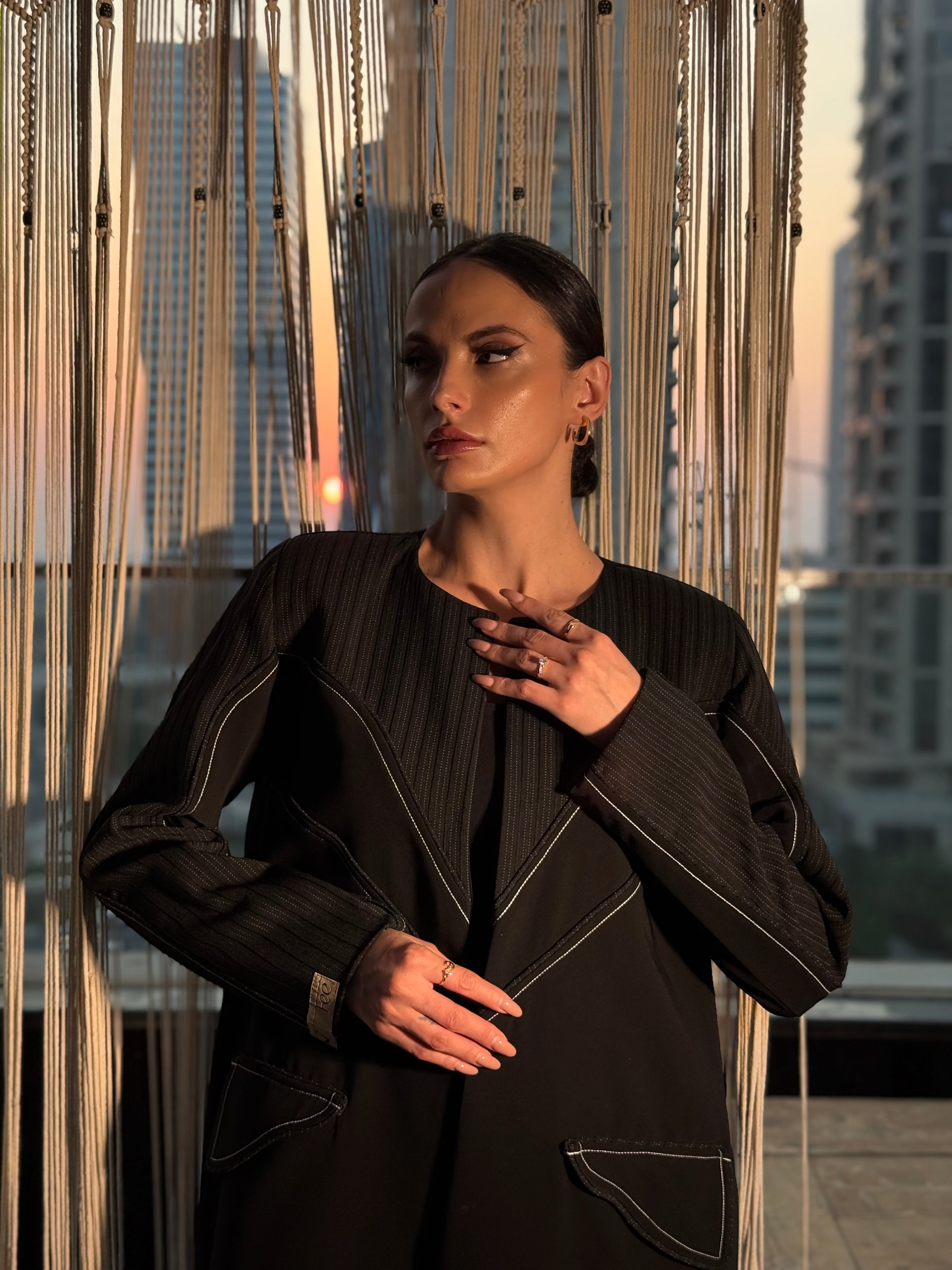 Fully padded blazer with shoulder pads, striped with heavy crepe