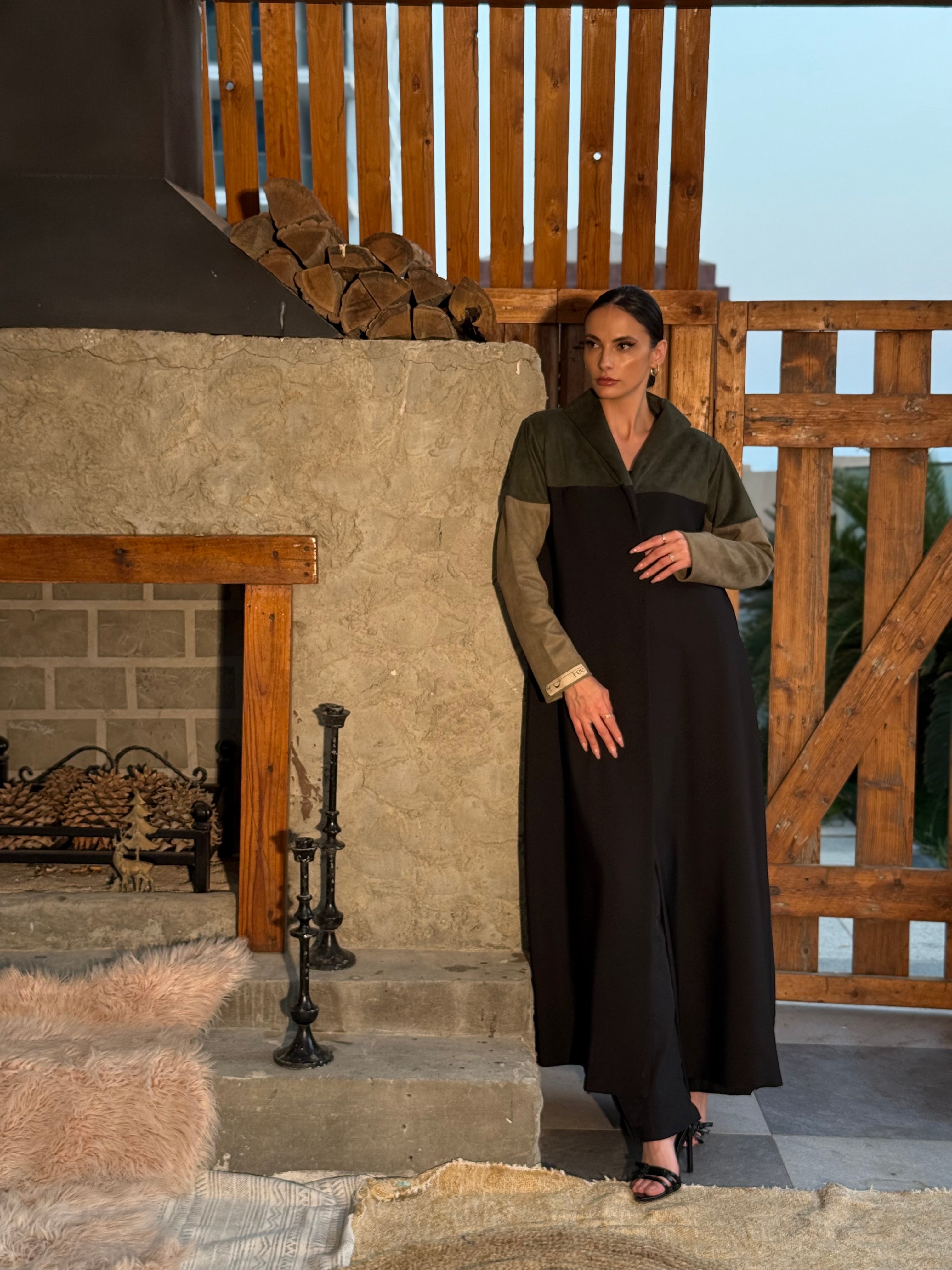 Fully lined blazer with padded shoulders, two-tone suede with heavy crepe