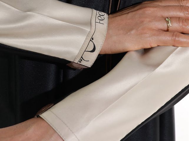 عباية FEE بتصميم A مع ياقة قميص - جاهزة للارتداء