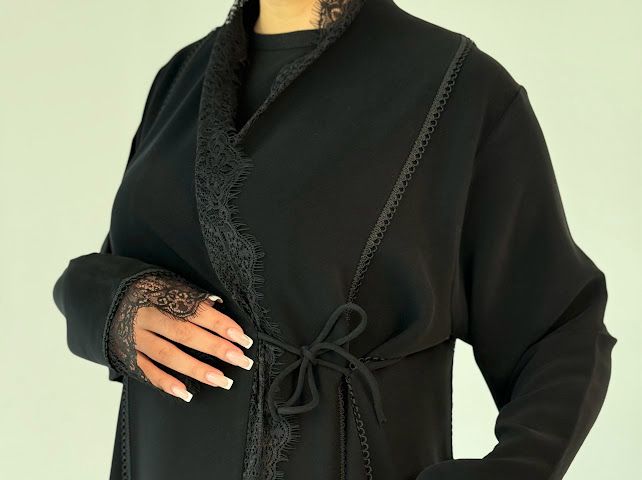 FEE Black Lace-Trim Wrap Abaya